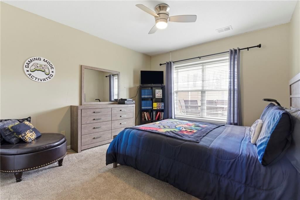9705 Leslie Avenue — photo 23