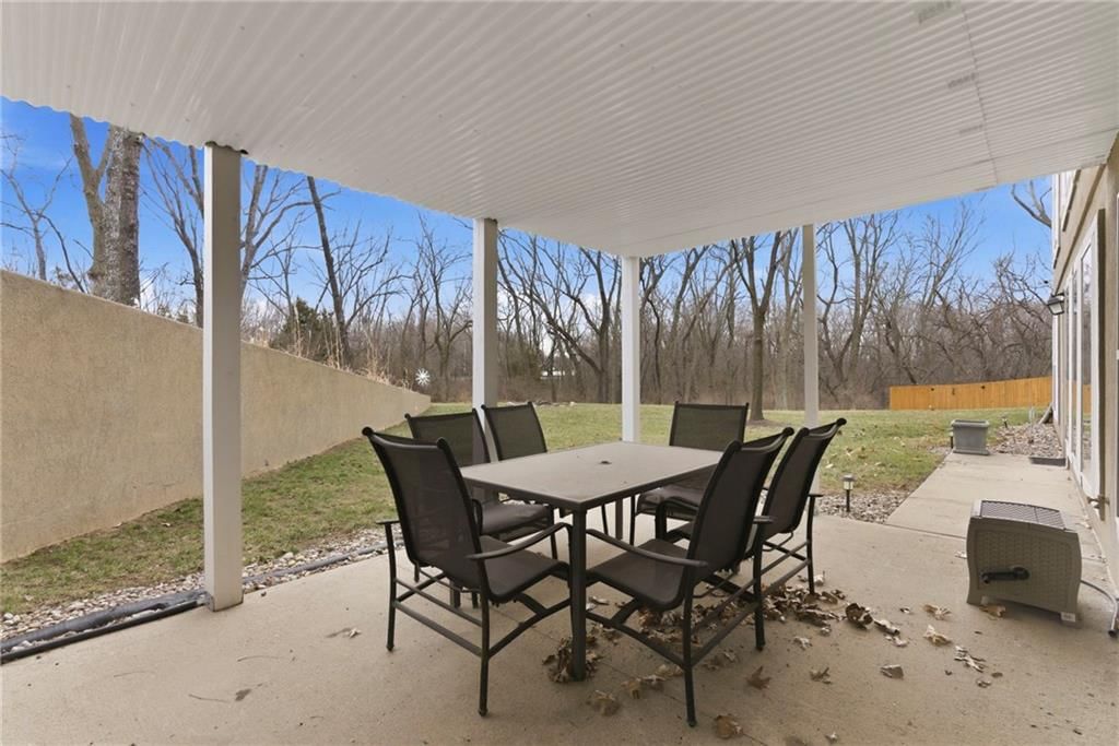 9705 Leslie Avenue — photo 33