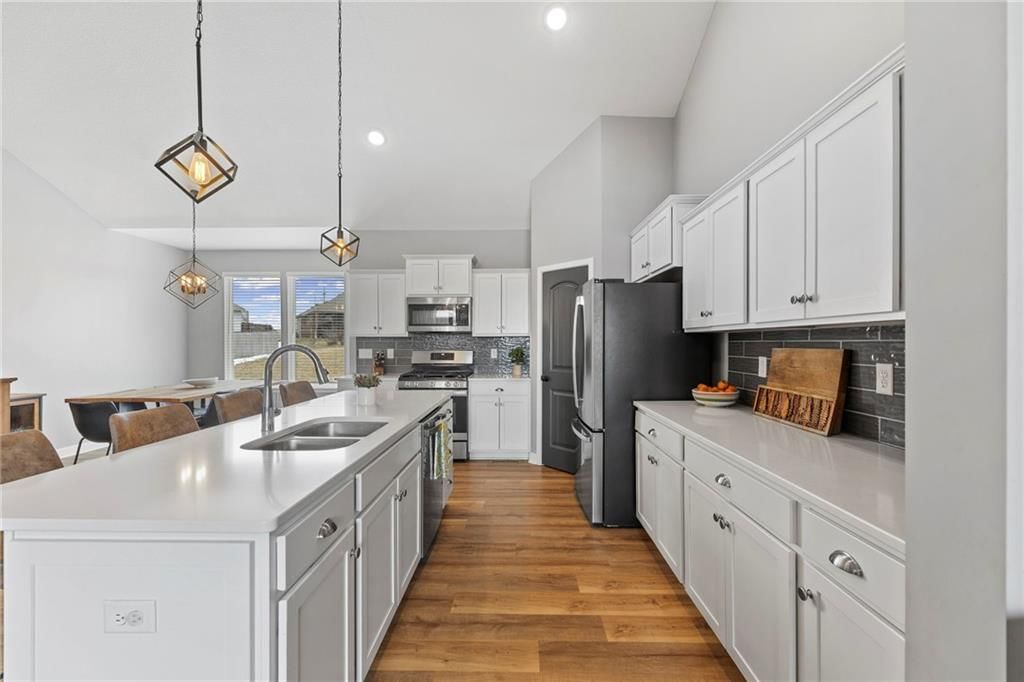 3727 NW 95th Street — photo 16