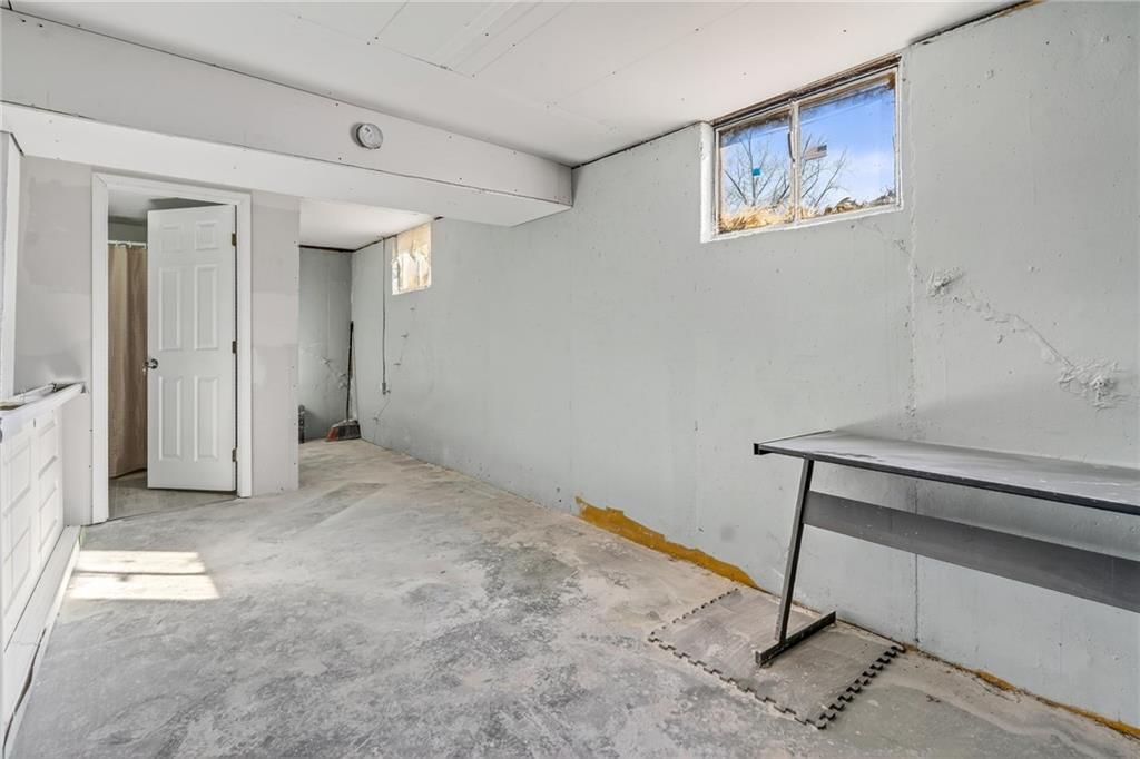 813 S Main Street — photo 17