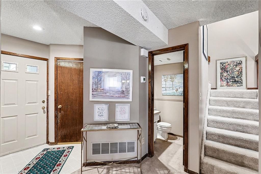 12213 HOLMES Lane — photo 4