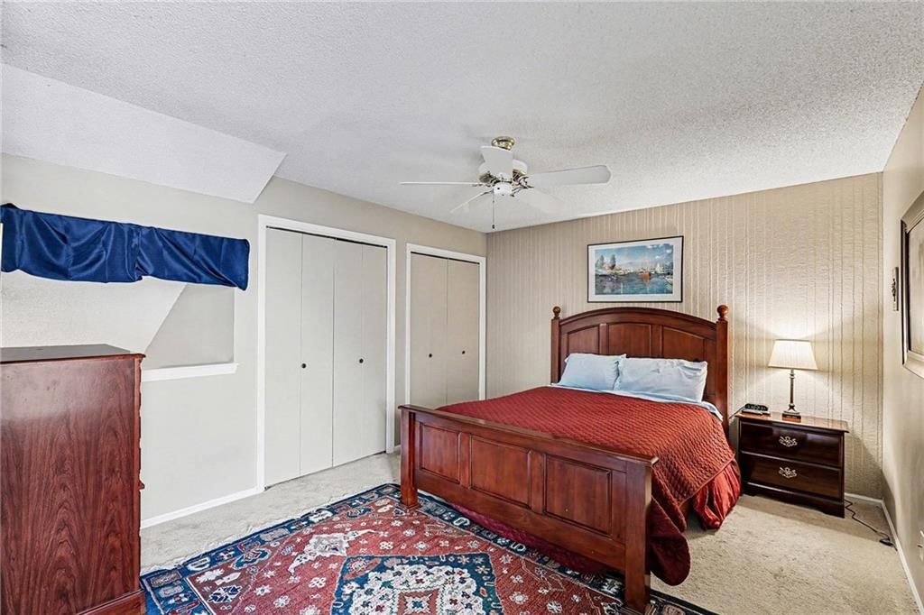 12213 HOLMES Lane — photo 15