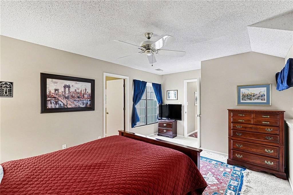 12213 HOLMES Lane — photo 16