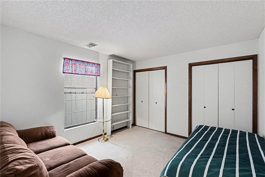 12213 HOLMES Lane — photo 19