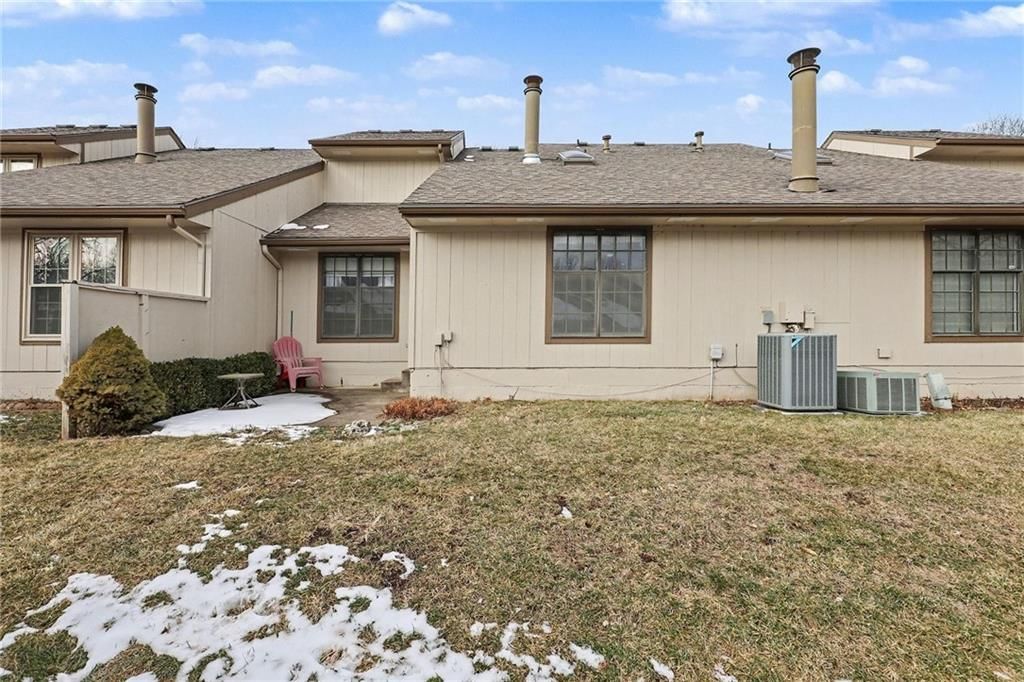 12213 HOLMES Lane — photo 21