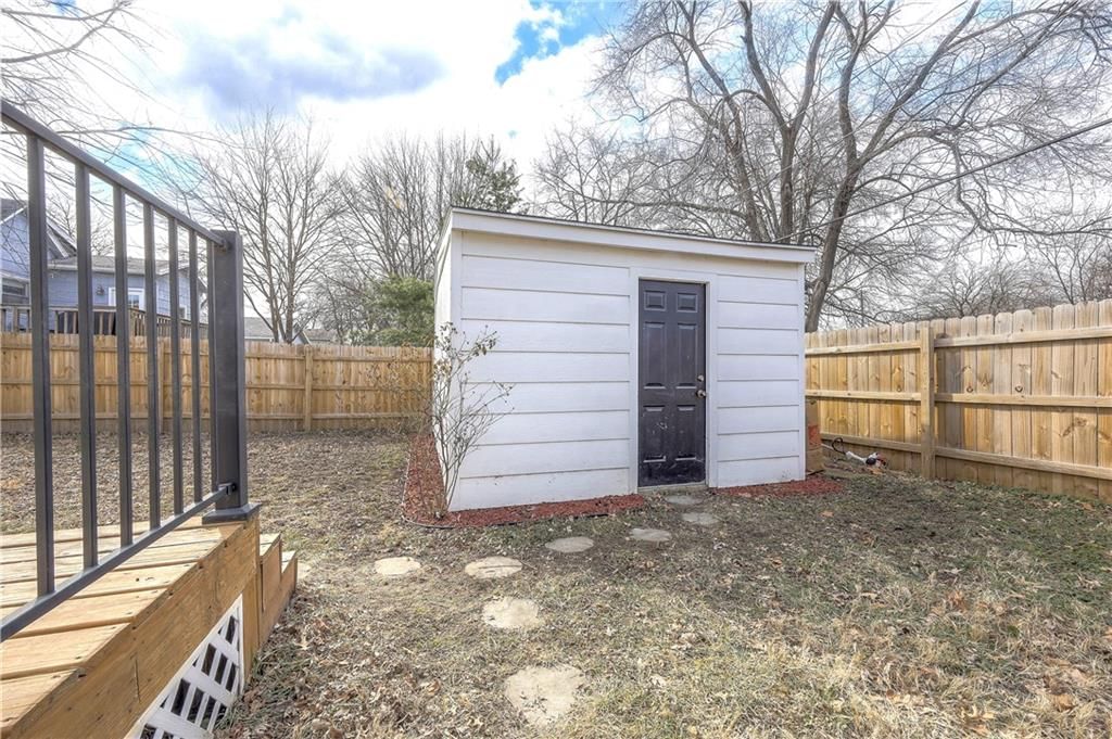 619 E Loula Street — photo 22
