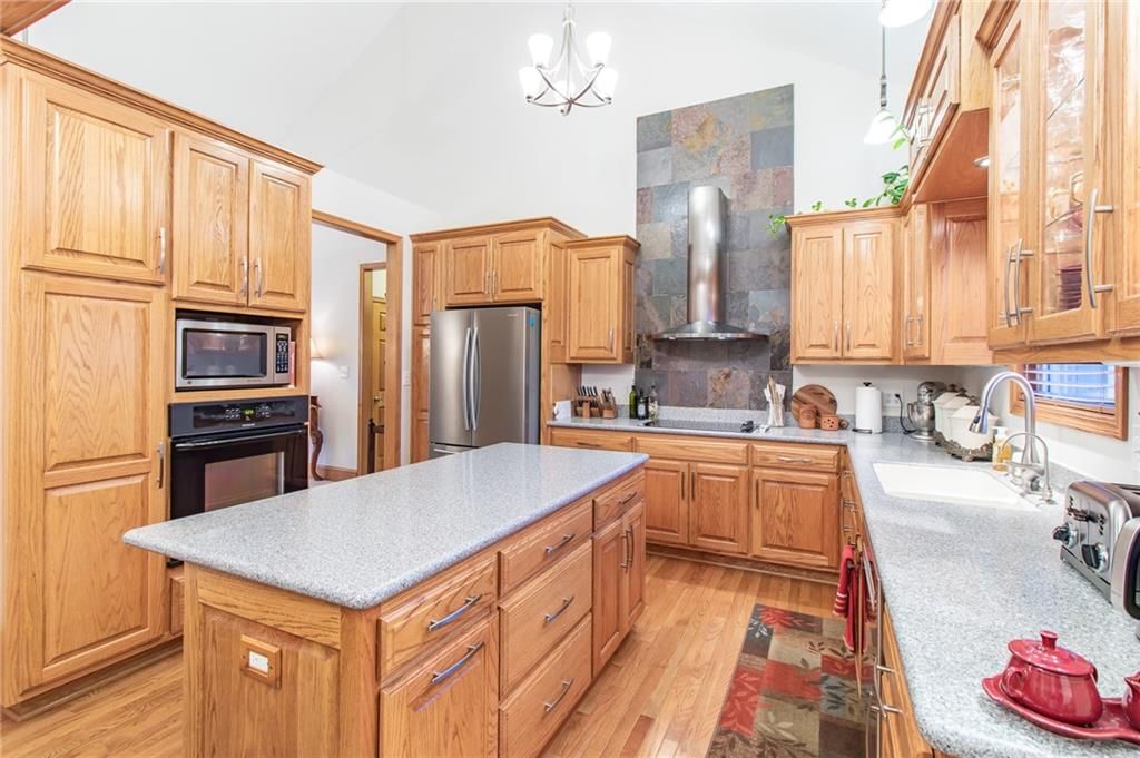 908 Golden Eagle Trail — photo 12