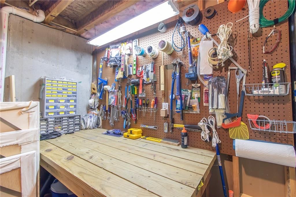 908 Golden Eagle Trail — photo 34