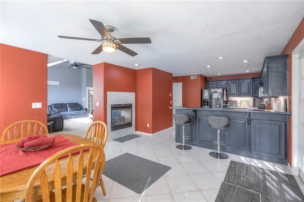 3336 S COCHISE Avenue — photo 22