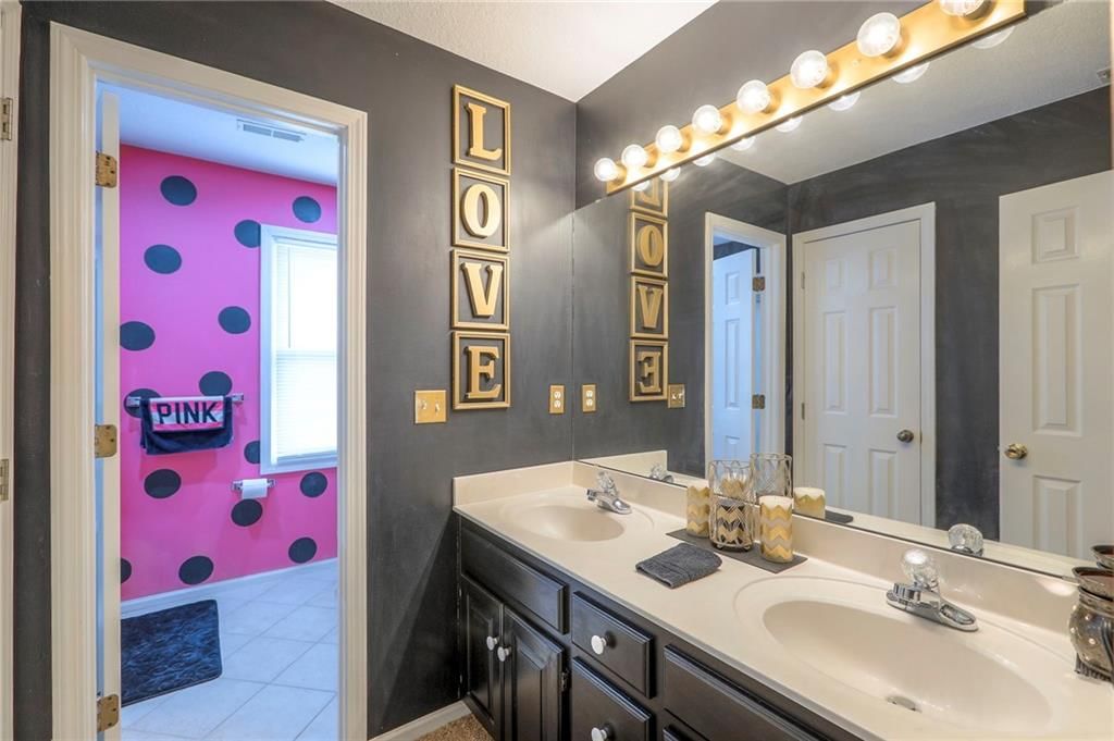 3336 S COCHISE Avenue — photo 38