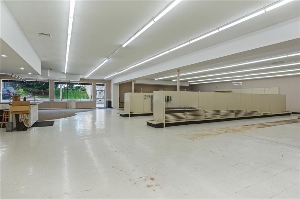 202 W North Main Street — photo 12