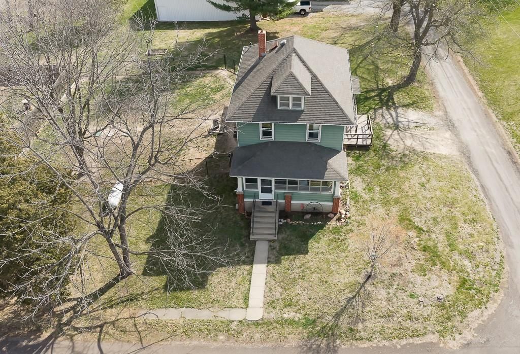 100 Derge Street — photo 23