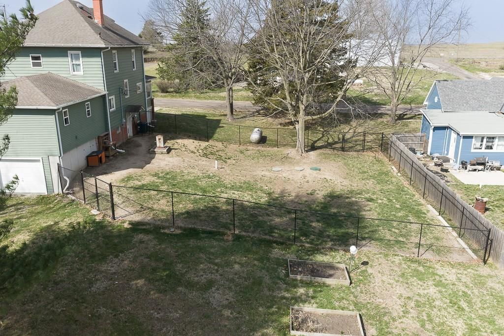 100 Derge Street — photo 26