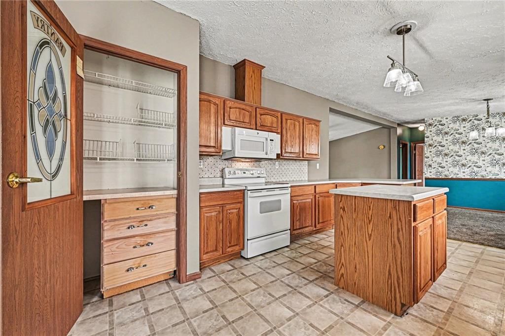 1755 SW 214th Street — photo 8