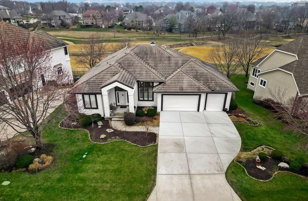 15316 Iron Horse Circle — photo 4