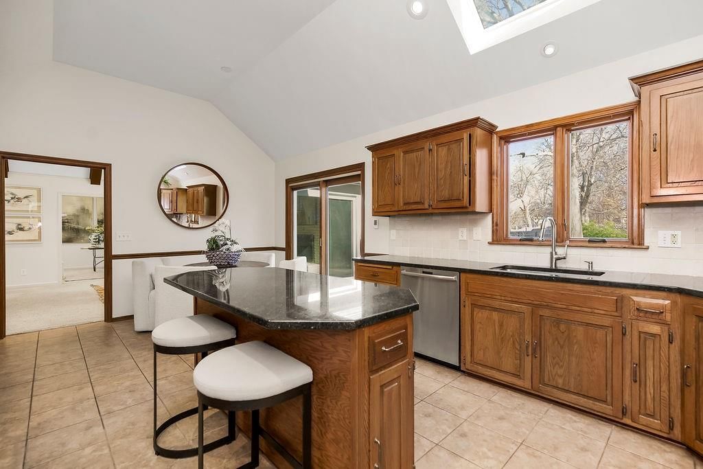 2600 W 70th Street — photo 15