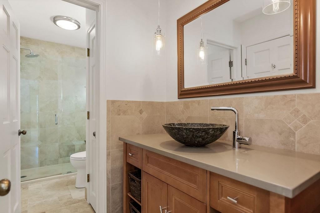 2600 W 70th Street — photo 17
