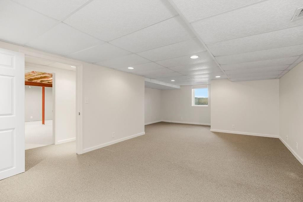 2600 W 70th Street — photo 31