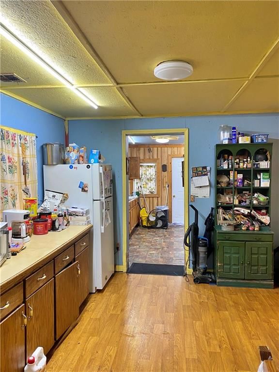 609 N Smelter Street — photo 9