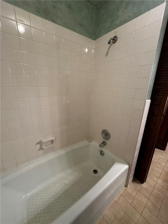 1808 W Quincy Street — photo 37