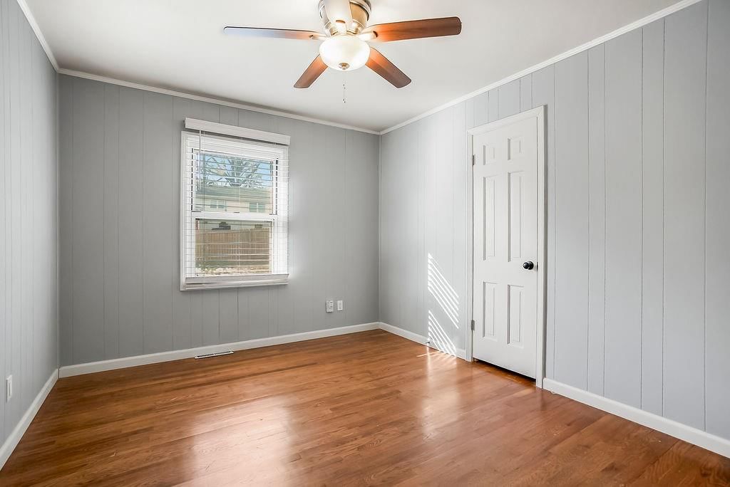 10816 Oak Street — photo 16