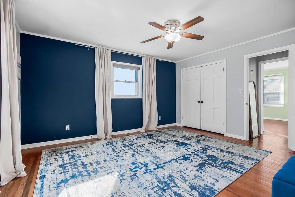 10816 Oak Street — photo 23