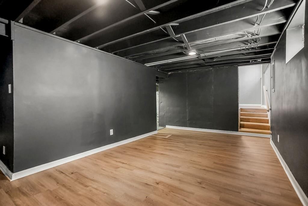 10816 Oak Street — photo 28