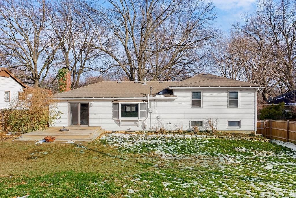 10816 Oak Street — photo 32