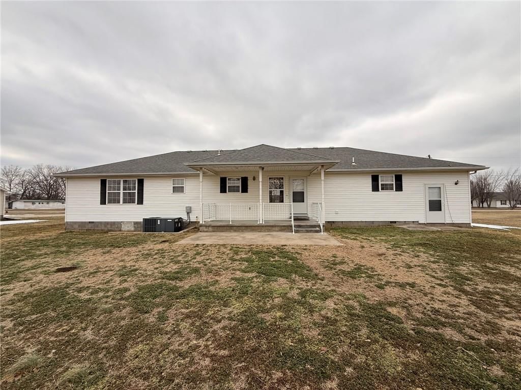 1007 N Main Street — photo 28