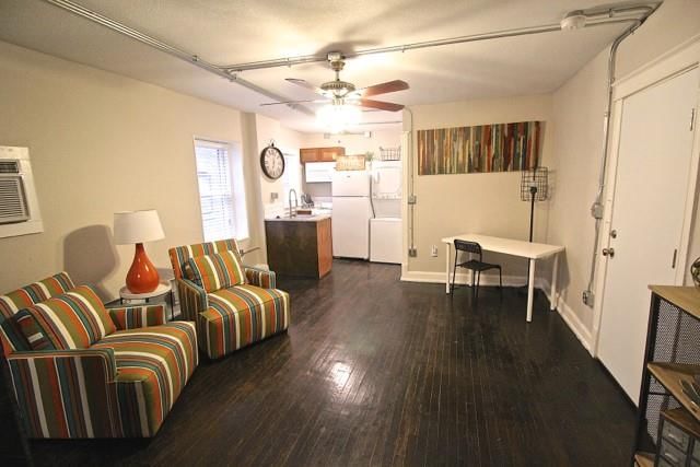 3201-3211 Broadway Street — photo 4