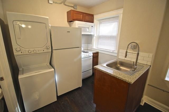 3201-3211 Broadway Street — photo 9
