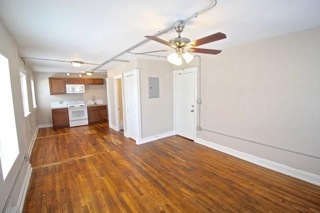 3201-3211 Broadway Street — photo 10