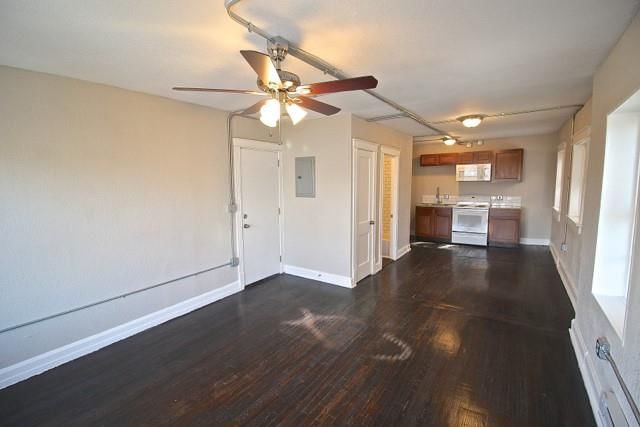 3201-3211 Broadway Street — photo 11