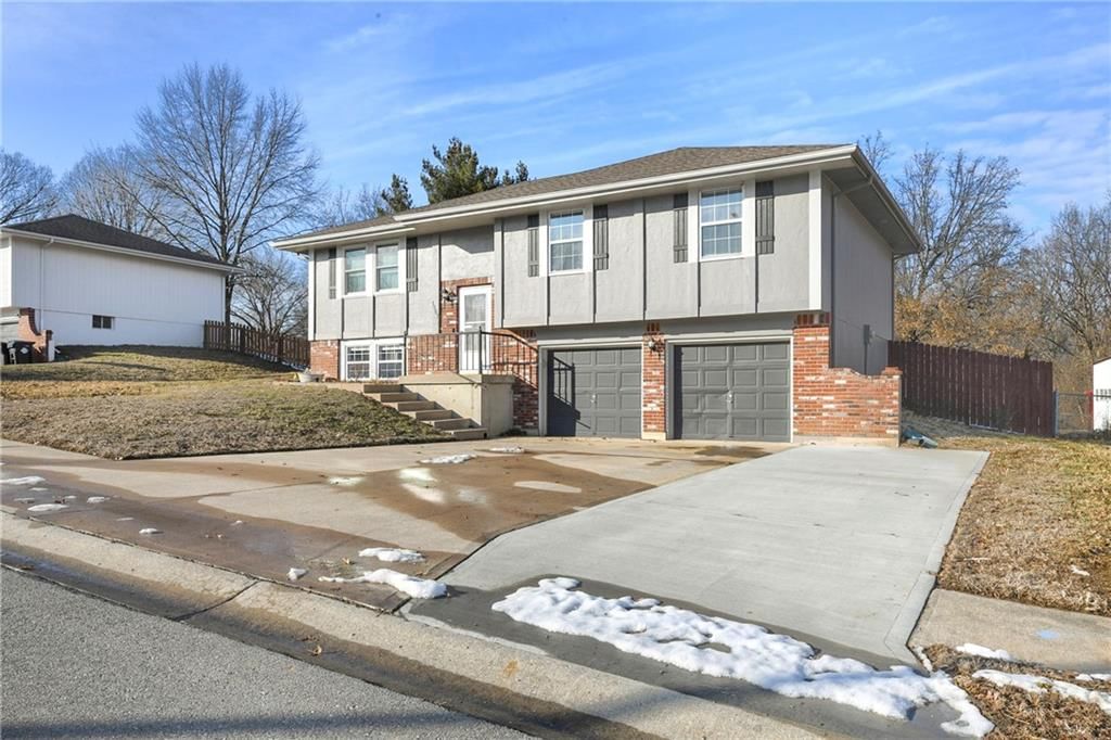 1507 Maple Lane — photo 3