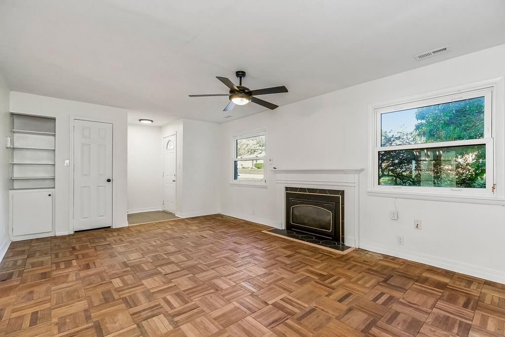 4428 N MONROE Avenue — photo 8