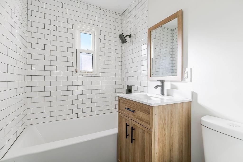 4428 N MONROE Avenue — photo 16