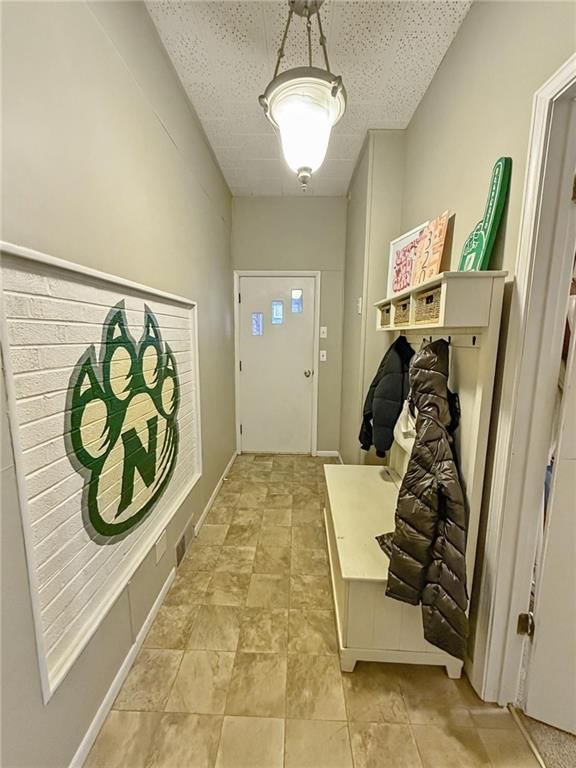 320 W EDWARDS Street — photo 9