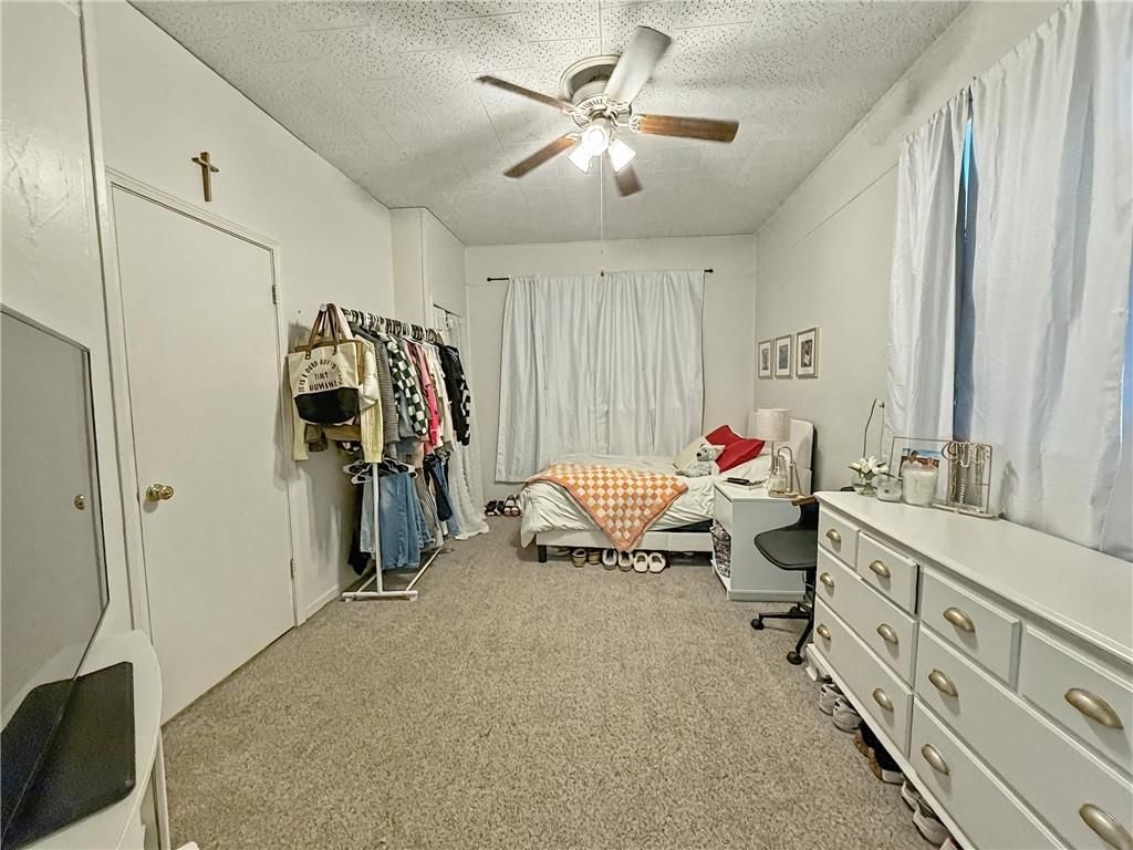320 W EDWARDS Street — photo 10