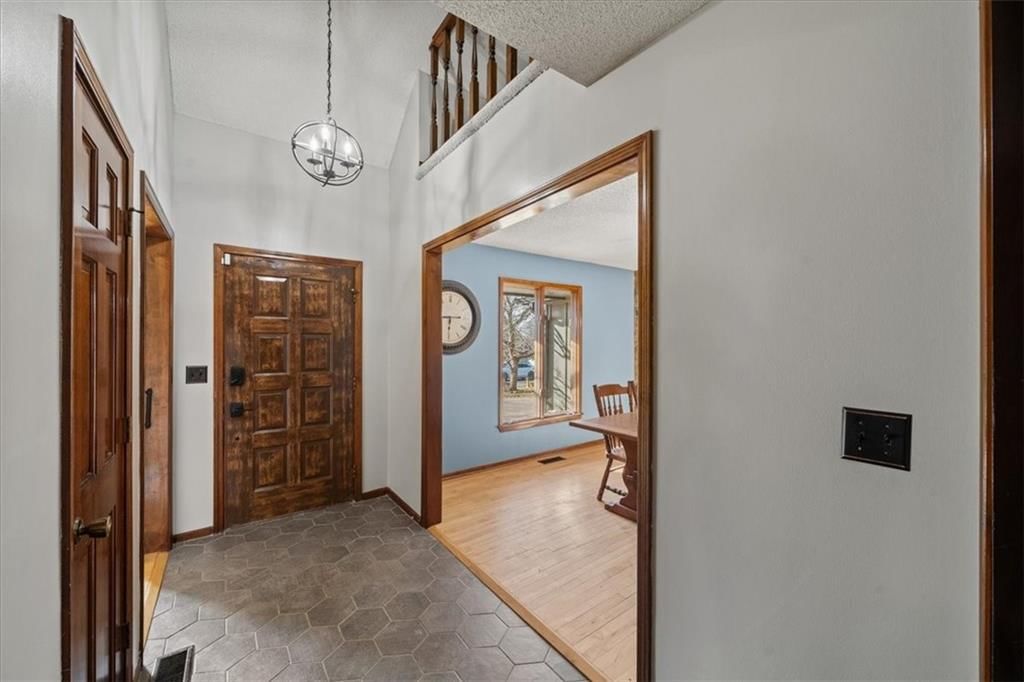 13408 W 78TH Terrace — photo 3