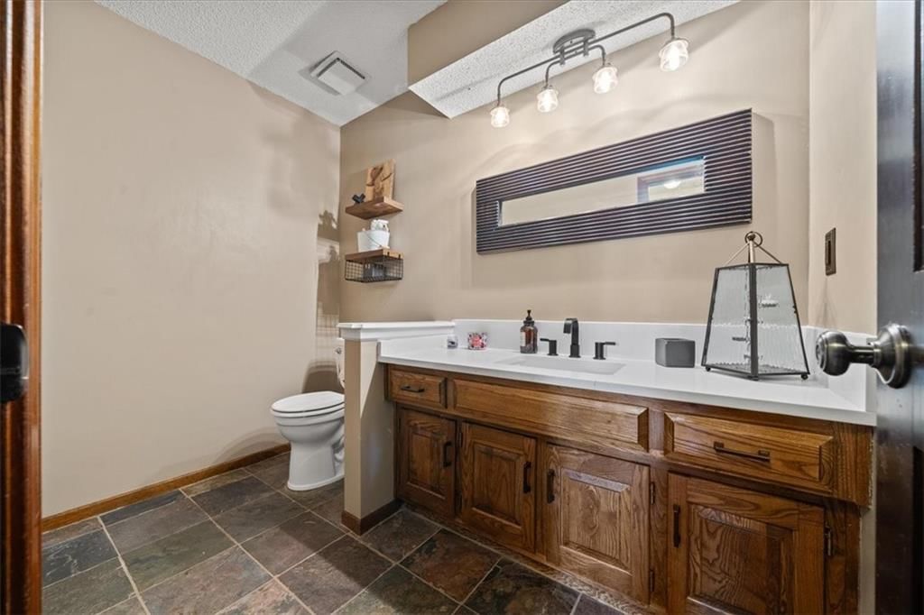 13408 W 78TH Terrace — photo 21