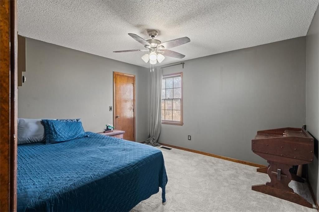 13408 W 78TH Terrace — photo 23