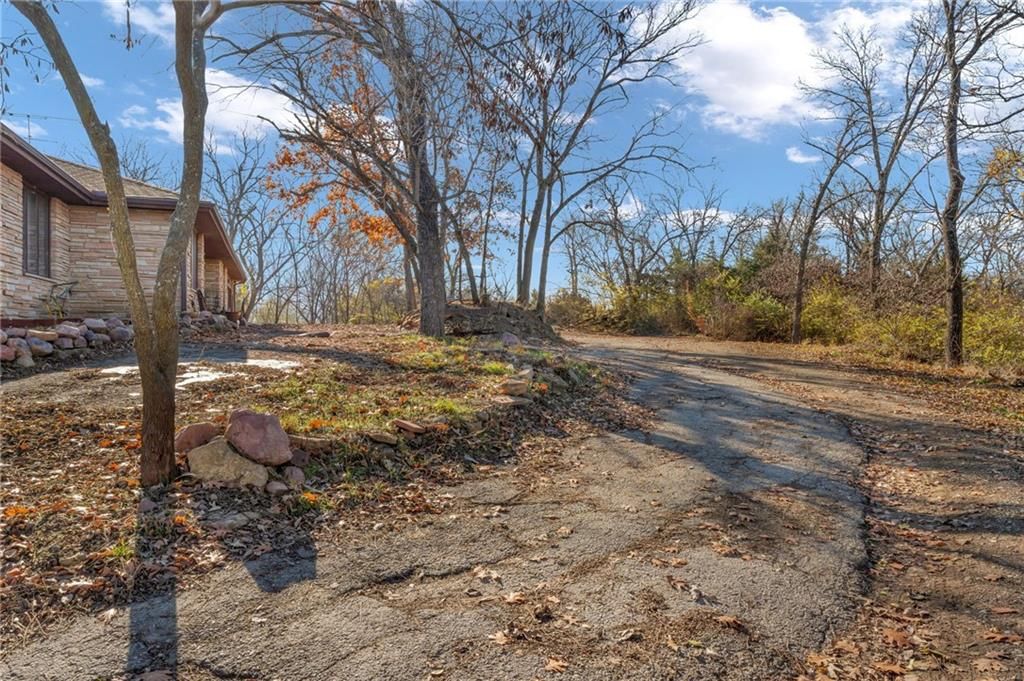 141 & 127 SW Urish Road — photo 37