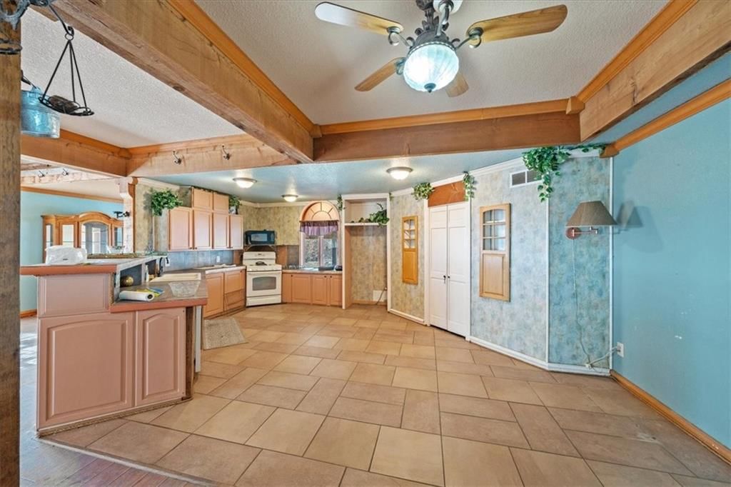 22599 Fall Leaf Drive — photo 10