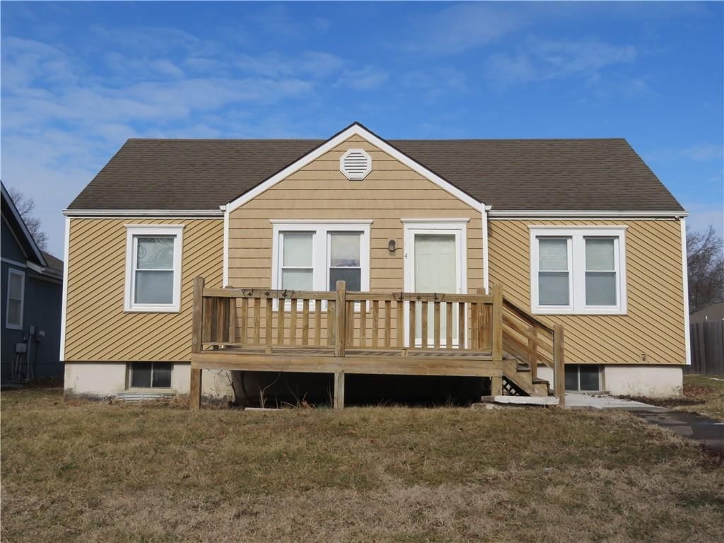4 E Virginia Street, Paola, KS