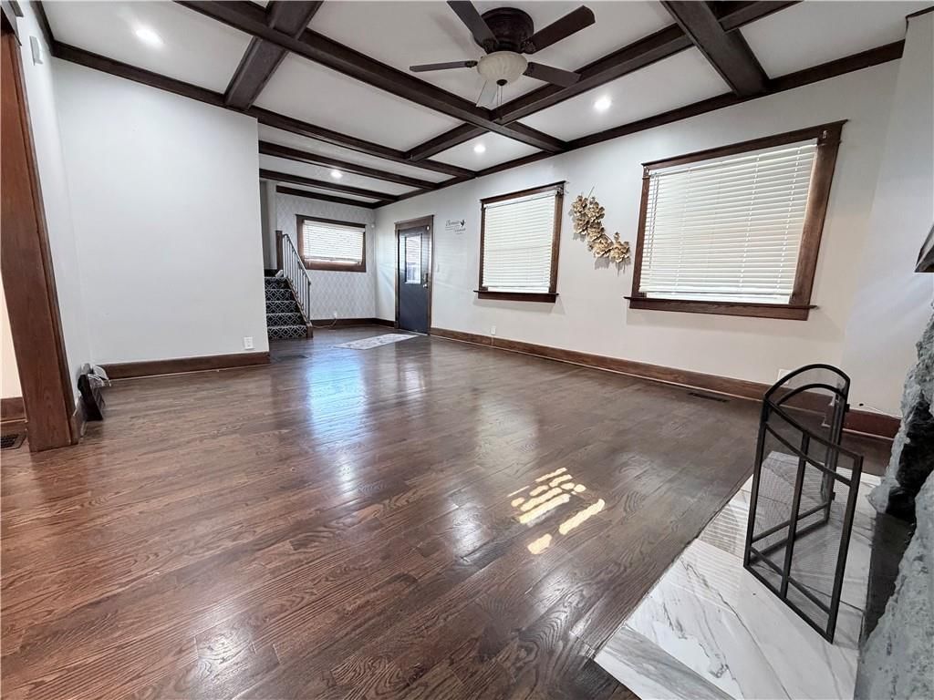 2941 Victor Street — photo 3