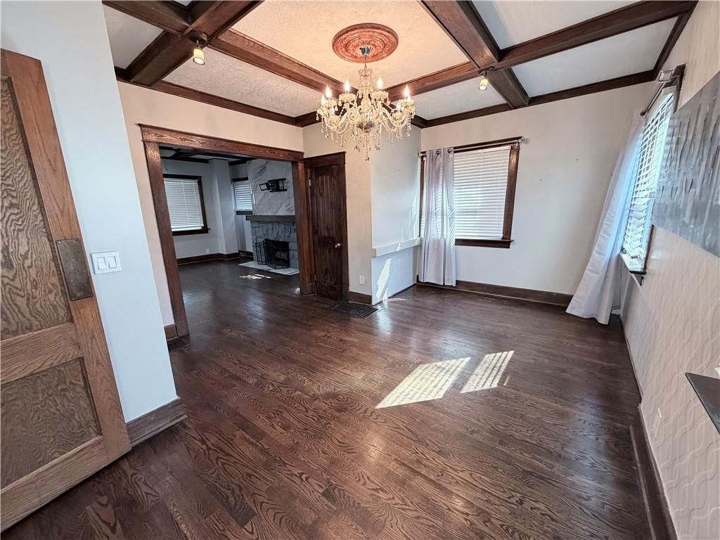 2941 Victor Street — photo 4