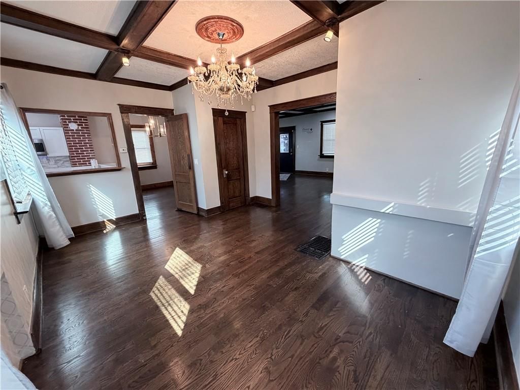 2941 Victor Street — photo 5