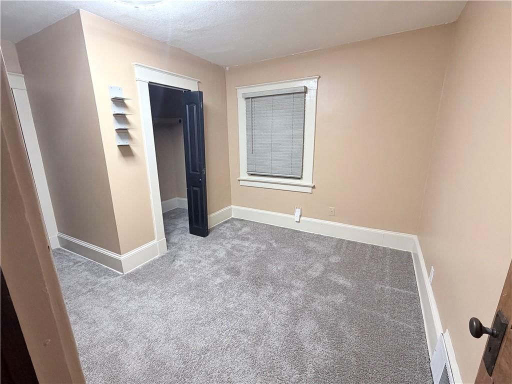 2941 Victor Street — photo 24