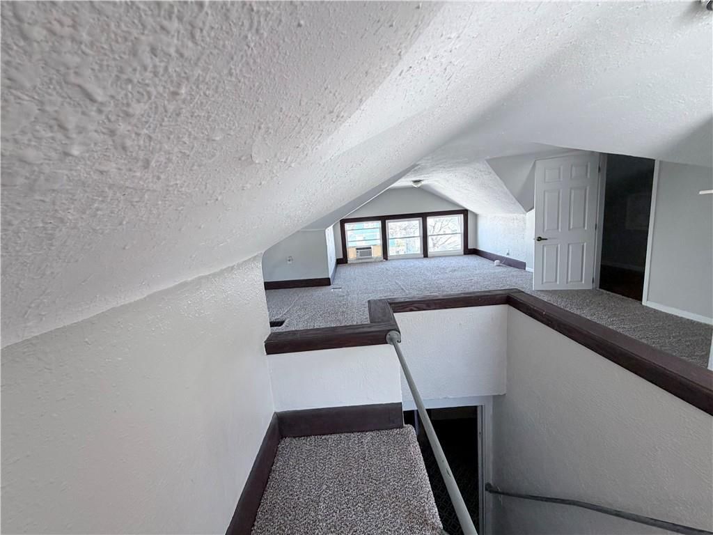 2941 Victor Street — photo 30
