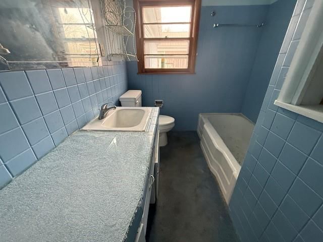 1238 N Derby Avenue — photo 11